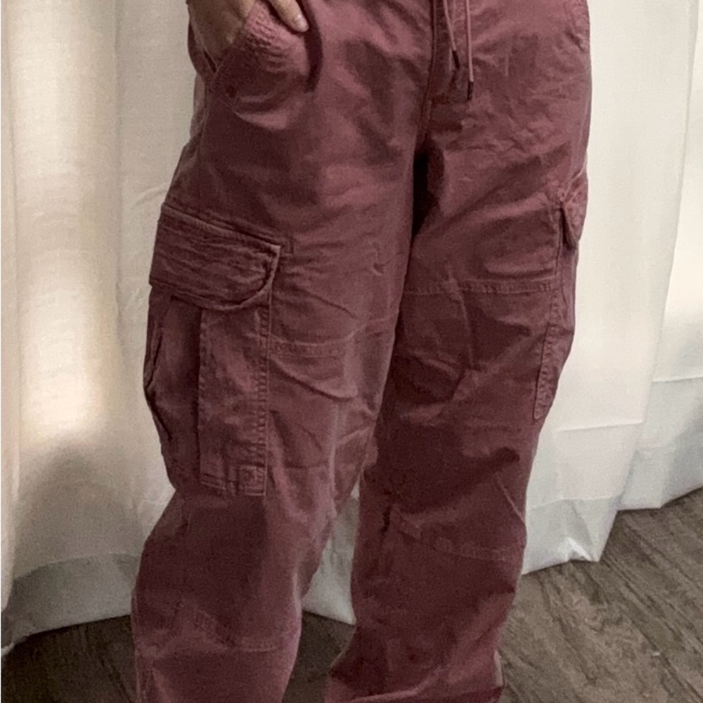 American Eagle Cargo Pants